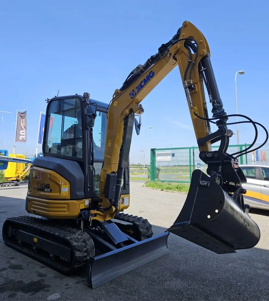 mini bager XCMG model XE27E