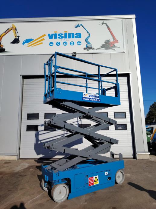 Samohodna podizna platforma genie gs 2032 slika